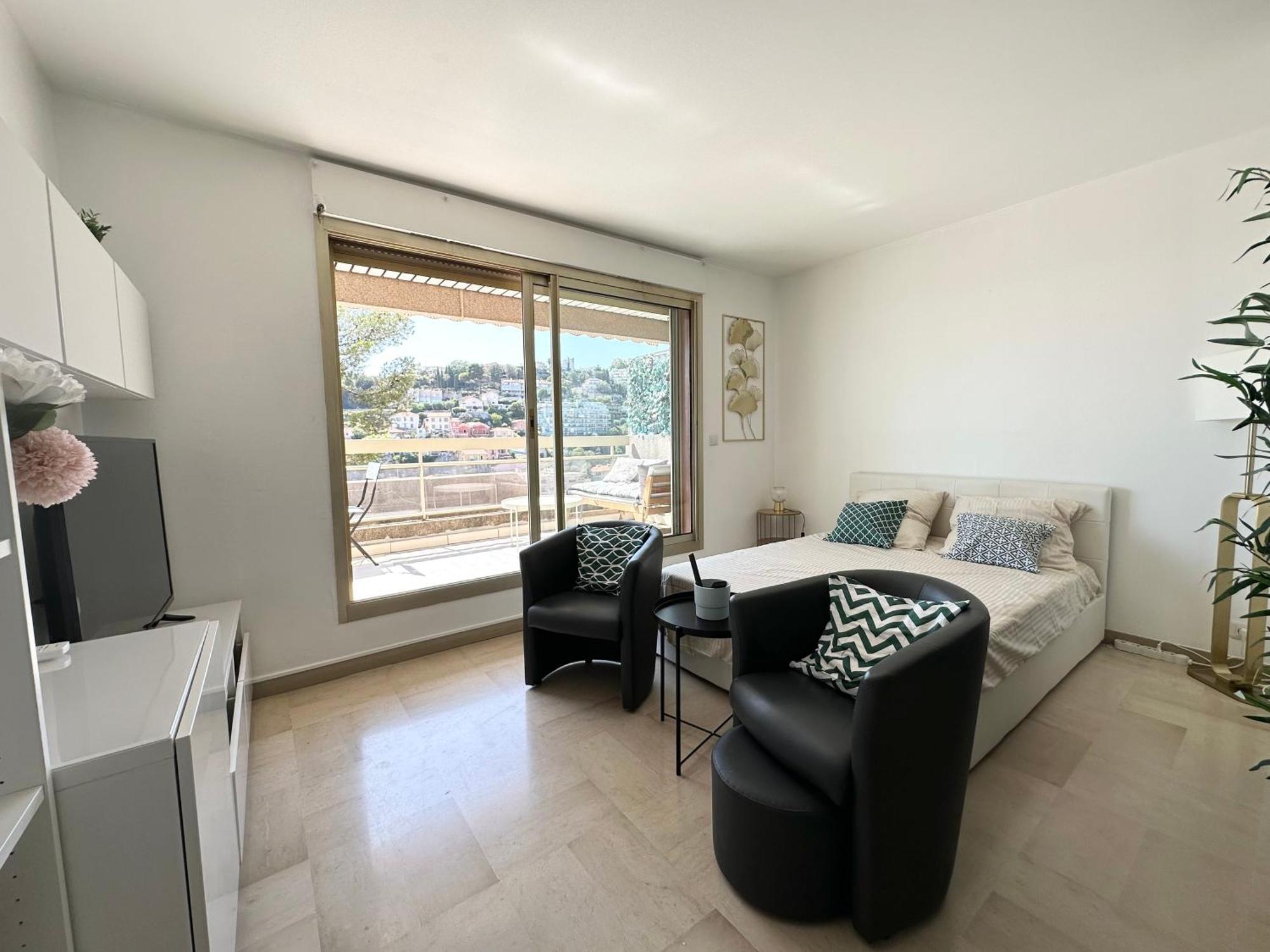 Apartmán Nice, Grand Studio - Piscine - Terrasse Vue Mer Exteriér fotografie